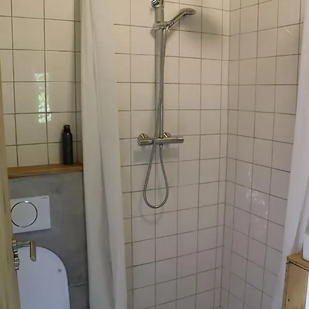 Casa de hóspedes 1 For 2 3*